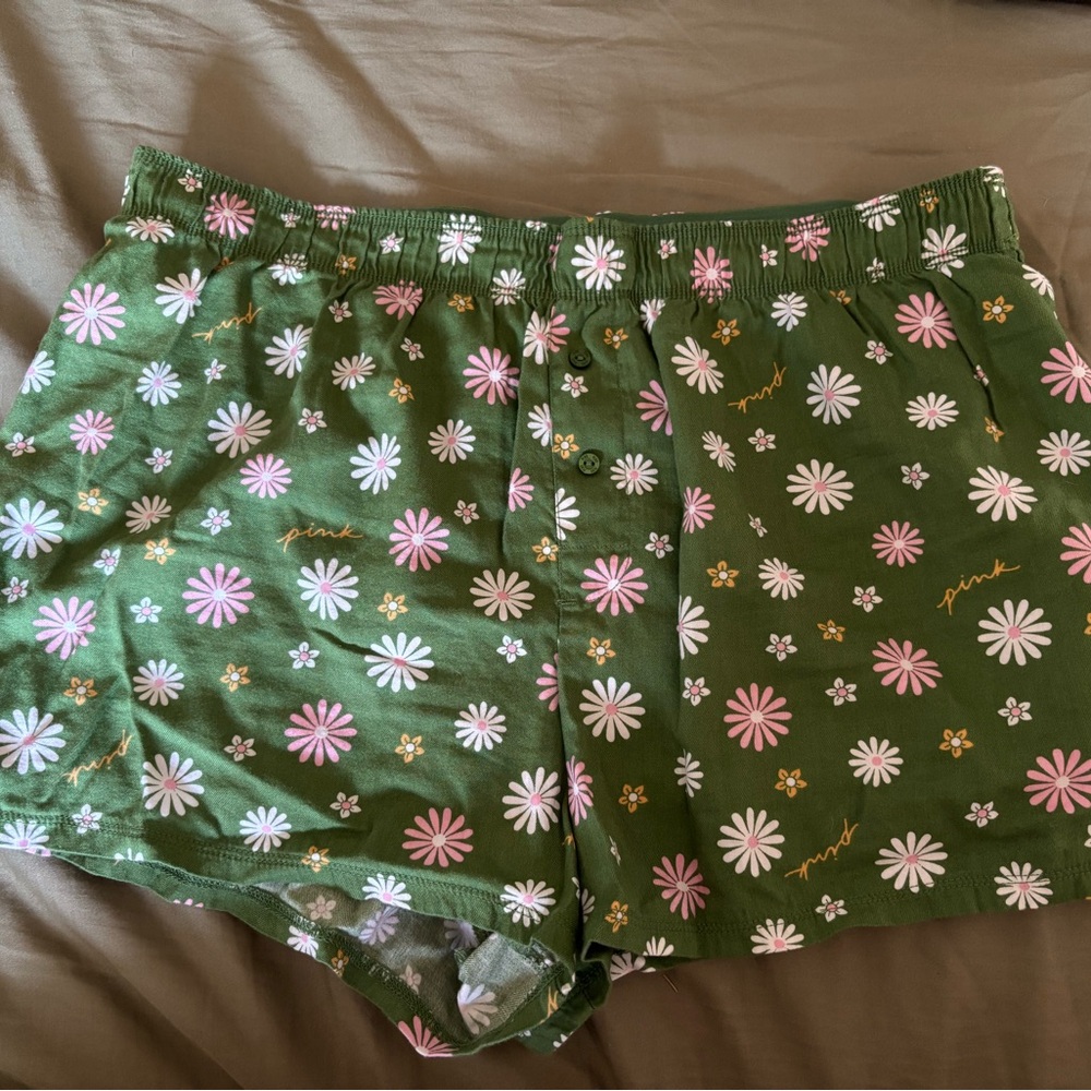 Green floral boxers/shorts